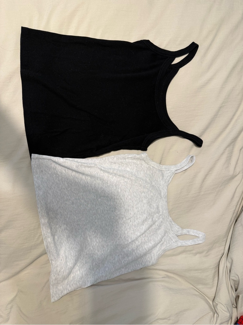 Old Navy Tank Pair Size Medium - Picture 2 of 4
